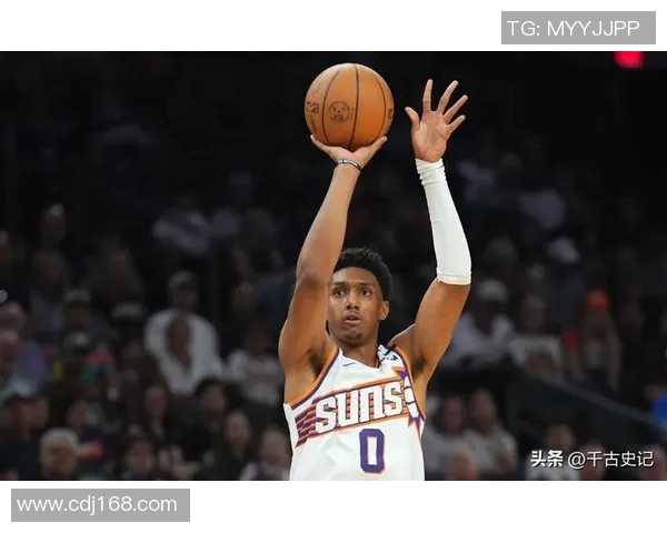 鲍威尔：首秀28分9板，比尔5分1篮板，快船队交易我看走眼了吧