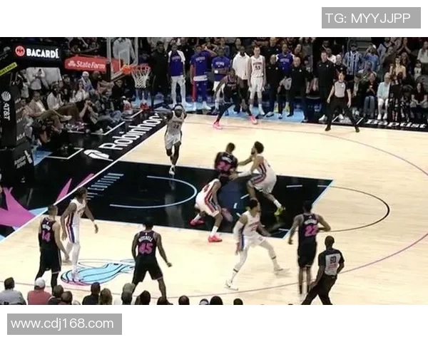 鲍威尔34分助热火领先活塞